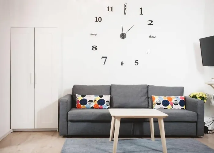 City Apartment Near Shooping Center, 6 Guests
